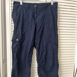 Capri Cargo Pants with pockets navy blue